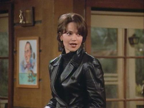 Coach Season 6 Episode 9 - It Came from New York