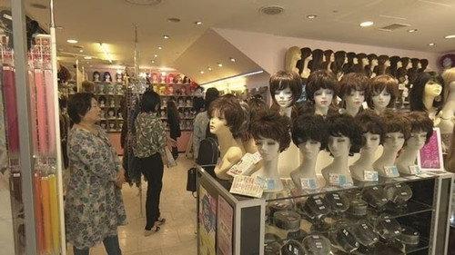 Document 72 Hours Season 10 Episode 20 - Wig Shop: A New Appearance, A New Self