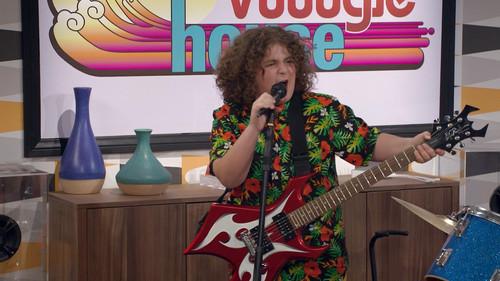 Bizaardvark Season 3 Episode 11 - House Band