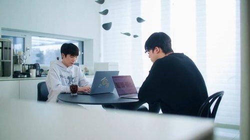 My Bias is Showing?! Season 1 Episode 7 - I Wonder If You Feel the Same Way as I Do