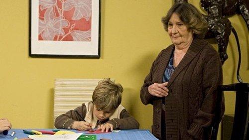 La que se avecina Season 5 Episode 3 - Un renegado, una poseída y el primer gay de Albacete