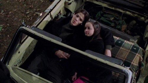 Gilmore Girls Season 1 Episode 16 - Star-Crossed Lovers and Other Strangers