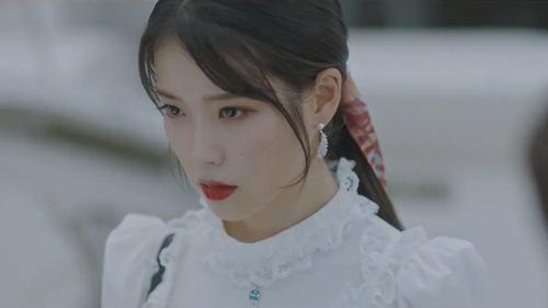 Hotel Del Luna Season 1 Episode 8 - Man-wol and Princess Song-hwa