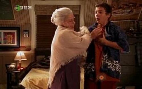 Even Stevens Season 1 Episode 15 - Heck of a Hanukkah