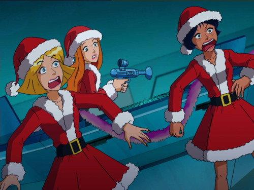 Totally Spies! Season 3 Episode 10 - Evil G.L.A.D.I.S. Much?