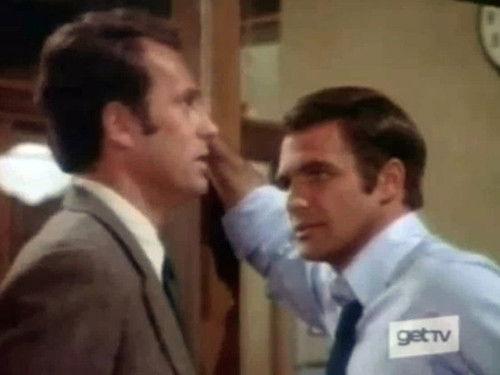 Dan August Season 1 Episode 4 - The King Is Dead