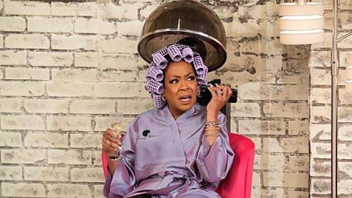 The Neighborhood Season 6 Episode 5 - Welcome to the Front Window