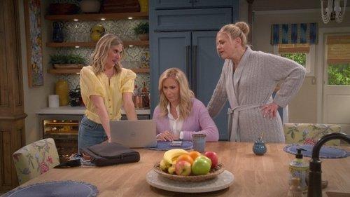 Leanne Season 1 Episode 14 - Gomez Is a Woman