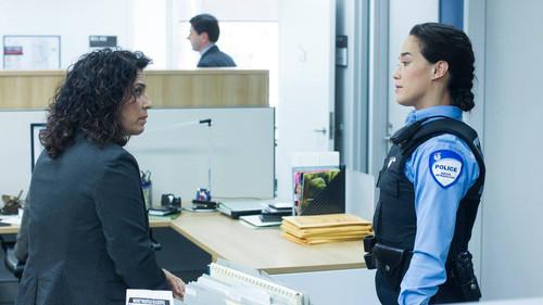 19-2 Season 3 Episode 4 - Bitch