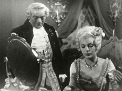 The camera explores time Season 2 Episode 3 - Episode 3