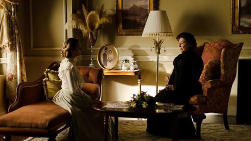 Grand Hotel Season 3 Episode 4 - Family Album