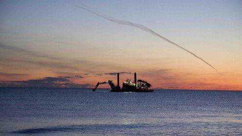 Bering Sea Gold Season 13 Episode 3 - Papa's Got a Brand New Dredge