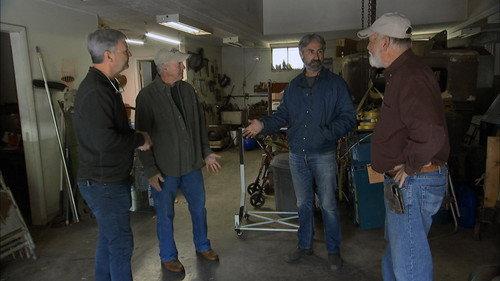American Pickers Season 18 Episode 21 - Homestead Honey Hole