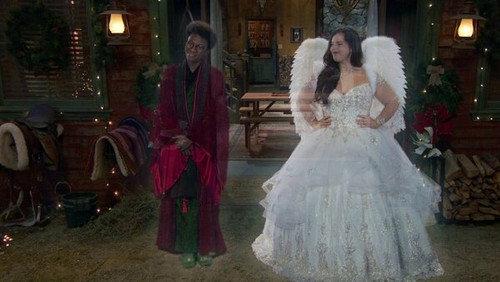 BUNK'D: Learning the Ropes Season 6 Episode 10 - Hauntin’ Around the Christmas Tree