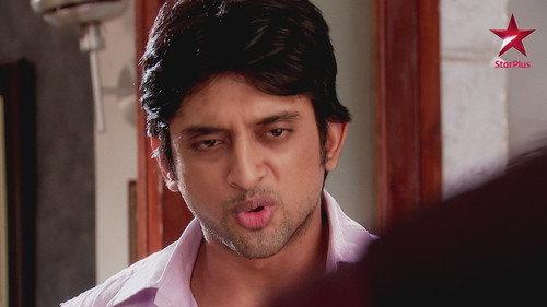 Iss Pyaar Ko Kya Naam Doon? Season 9 Episode 19 - Arnav Asks Khushi to Leave