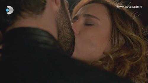 Poyraz Karayel Season 1 Episode 17 - Episode 17