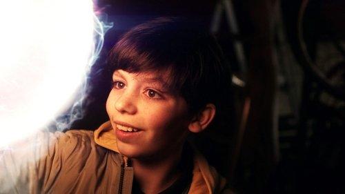 Creeped Out Season 1 Episode 5 - A Boy Called Red