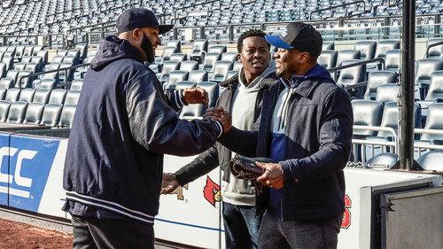God Friended Me Season 1 Episode 14 - The Trouble with the Curve