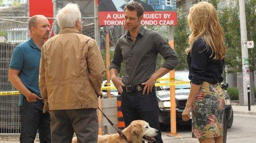 Cracked Season 2 Episode 5 - The Hold Out