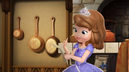 Sofia the First Season 3 Episode 5 - Minding the Manor