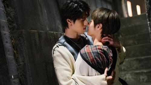 Secret Lover Season 1 Episode 7 - You Live in My World