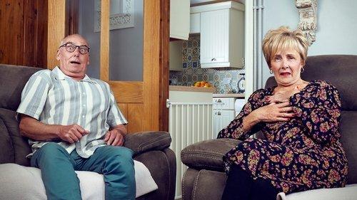 Gogglebox Season 21 Episode 12 - Episode 12