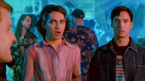 Glamorous Season 1 Episode 10 - Tip the Girls