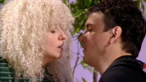 Dans une galaxie près de chez vous Season 2 Episode 9 - Episode 9