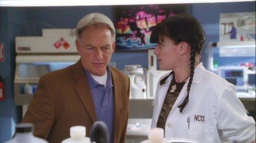 NCIS Season 6 Episode 20 - Dead Reckoning