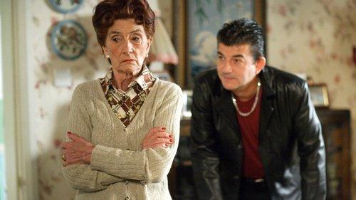 EastEnders Season 25 Episode 5 - 3715