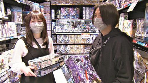 Document 72 Hours Season 13 Episode 11 - Plastic Model Shop: A Hobby Making Worlds Come Alive