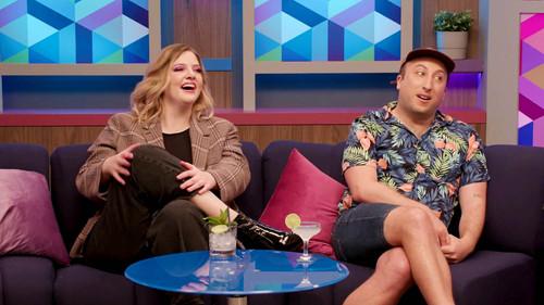 Dirty Laundry Season 3 Episode 11 - Who Sent a Mean Email to a Famous Comedian as a Middle Schooler?