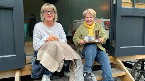 Extraordinary Escapes with Sandi Toksvig Season 2 Episode 3 - Episode 3