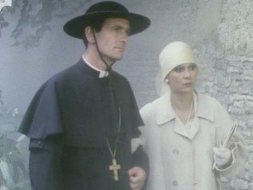 undefined Season 1 Episode 8 - The Man in the Mist