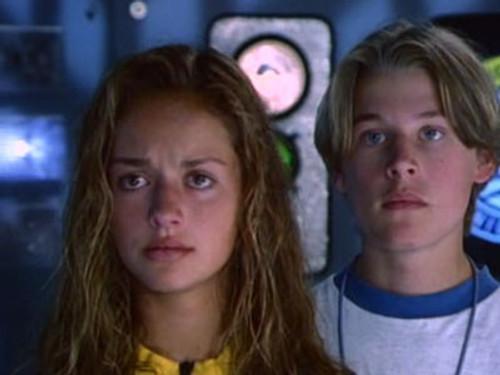 Ocean Girl Season 2 Episode 3 - Fathers Message