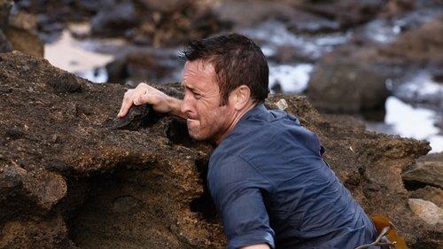 Hawaii Five-0 Season 7 Episode 4 - Hu aʻe ke ahi lanakila a Kamaile (The Fire of Kamile Rises in Triumph)