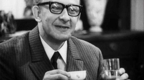 Seventeen Moments of Spring Season 1 Episode 7 - Episode 7