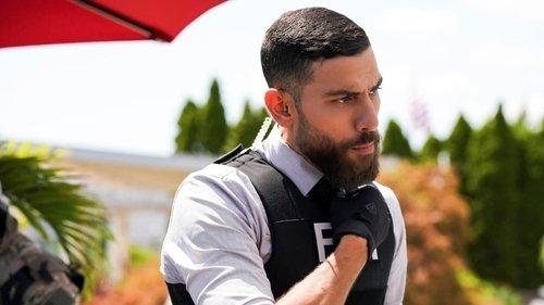 undefined Season 5 Episode 5 - Flopped Cop