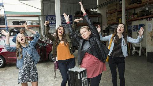 Life in Pieces Season 2 Episode 16 - Dirtbike Old Mechanic Earthquake