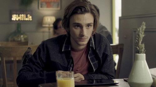 Bajo la Red Season 1 Episode 1 - Episode 1