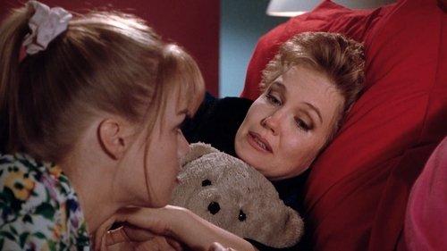 Beverly Hills, 90210 Season 2 Episode 22 - Baby Makes Five