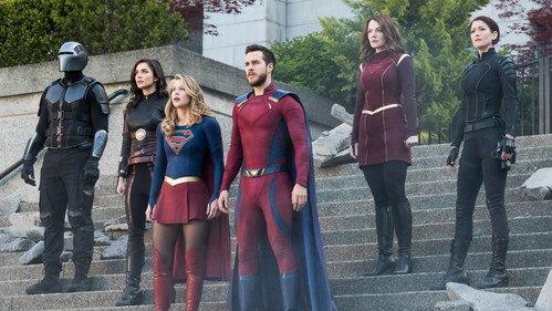 Supergirl Season 3 Episode 23 - Battles Lost and Won
