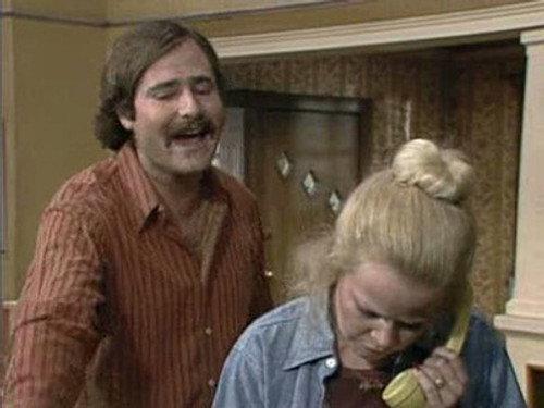 All in the Family Season 6 Episode 21 - Love by Appointment