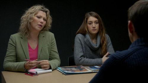 Candice Renoir Season 3 Episode 10 - Appearances Can Be Deceiving