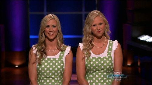 Shark Tank Season 5 Episode 1 - Lynnae's Gourmet, Pickles, Postcard on the Run, Rolodoc, Sweet Ballz