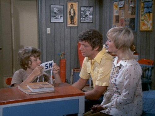 The Brady Bunch Season 4 Episode 14 - Law and Disorder