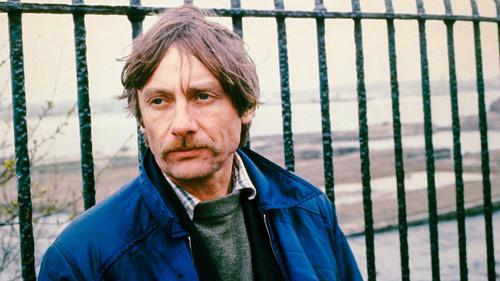 Boys from the Blackstuff Season 1 Episode 2 - Moonlighter