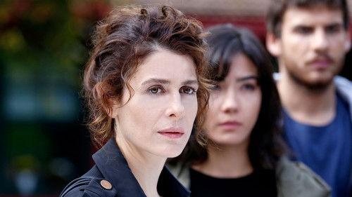 Şahin Tepesi Season 1 Episode 1 - Episode 1