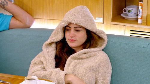 Below Deck Season 11 Episode 13 - Happy Captain, Happy Life