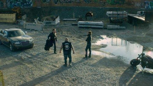 Bad Blood Season 2 Episode 2 - A Grapefruit Worth 20 Millions